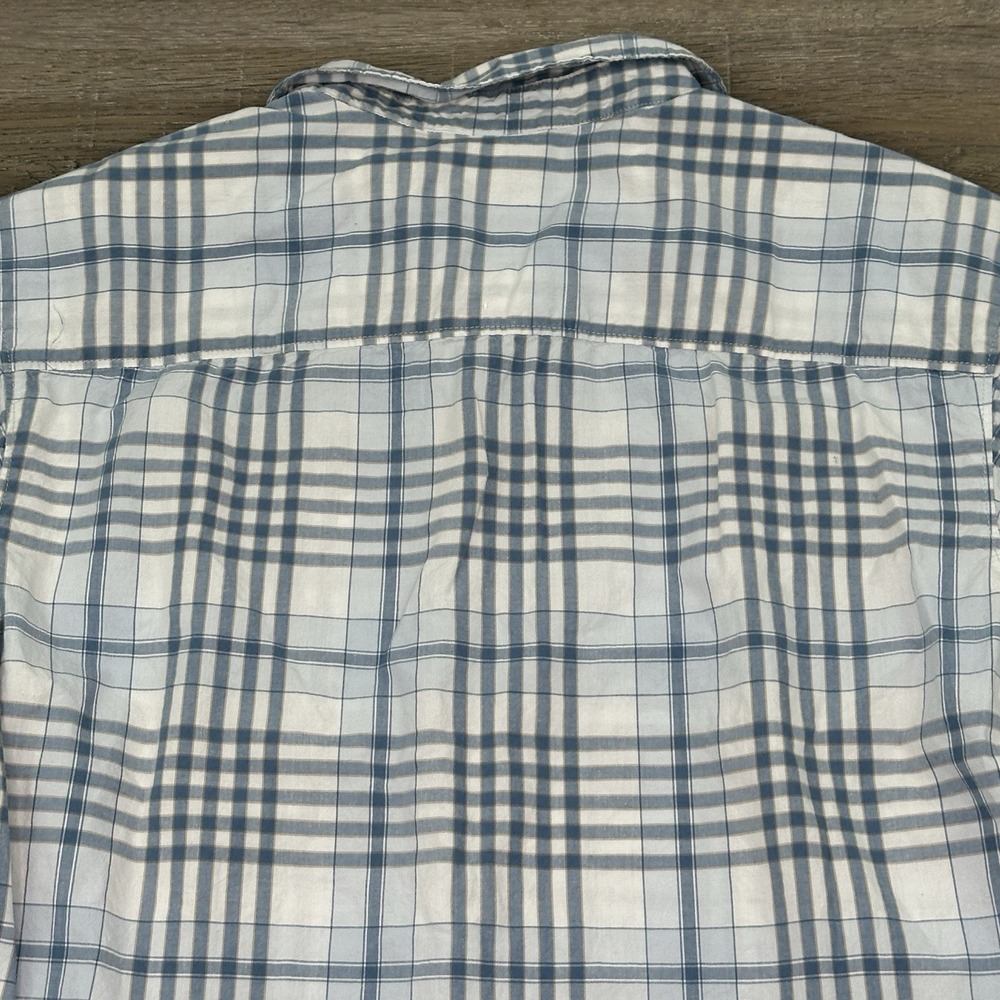 Columbia Mens Regular Fit Button Up Short Sleeve Blue White Plaid Shirt Medium - Picture 6 of 6